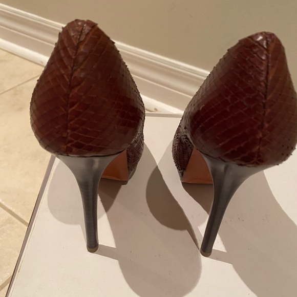 Zara basic collection , high heels platform , worn twice perfect condition - Picture 4 of 5